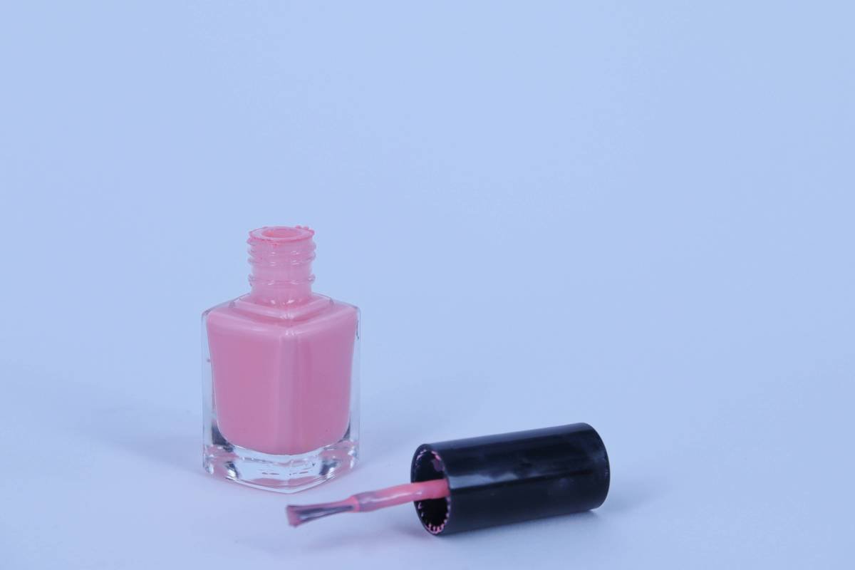 Why Your Nails Keep Breaking—and How a Nail Fortifying Elixir Can Actually Save Them